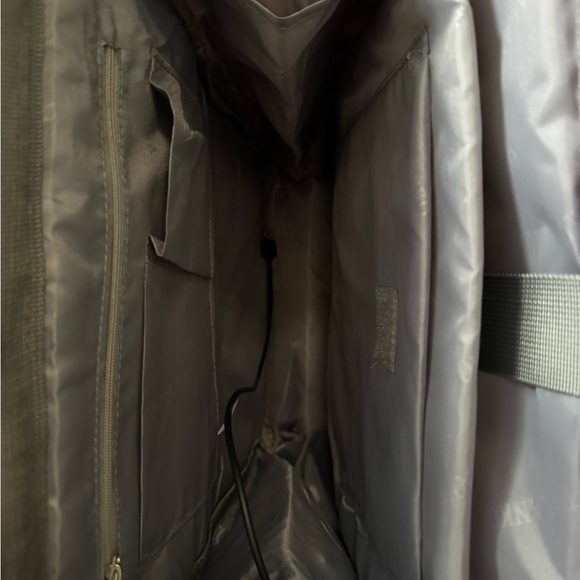 Pink Puffer Backpack - Picture 5 of 5